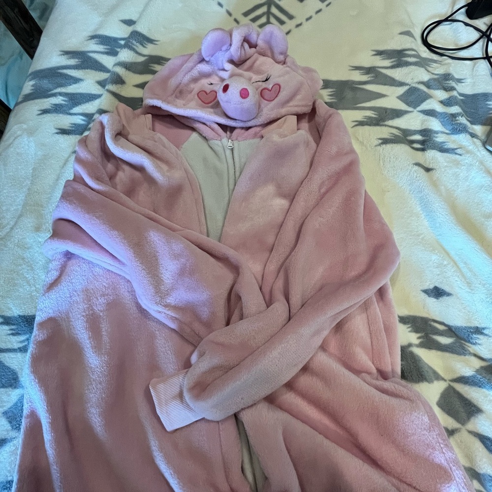 Amazon Pink Hooded Pajama Set